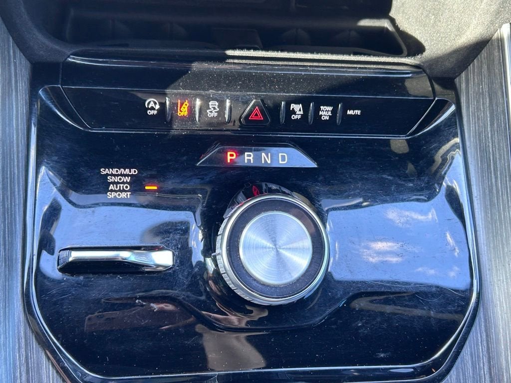 2023 Jeep Wagoneer L Series II