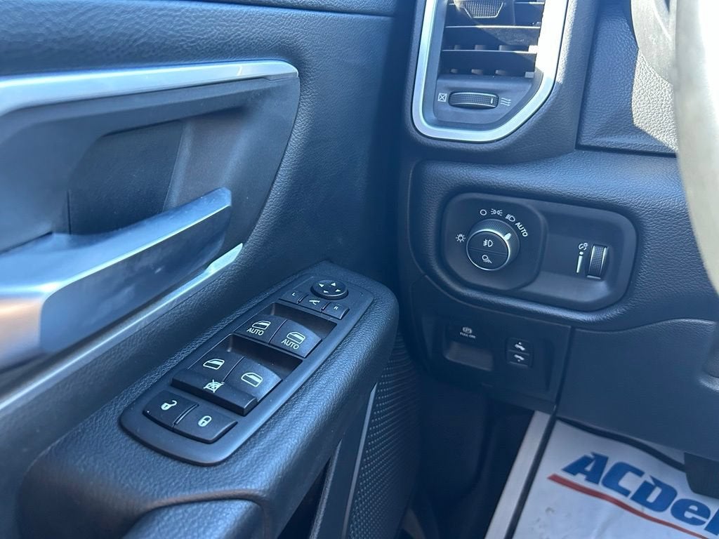 2021 RAM 1500 Big Horn Quad Cab 4x4 6'4" Box