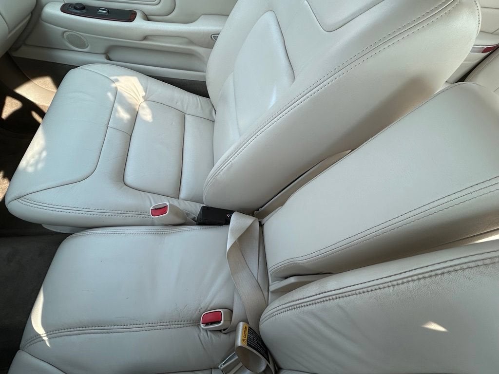 1999 Cadillac Deville Standard