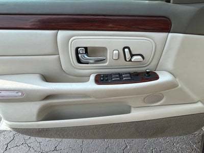 1999 Cadillac Deville Standard