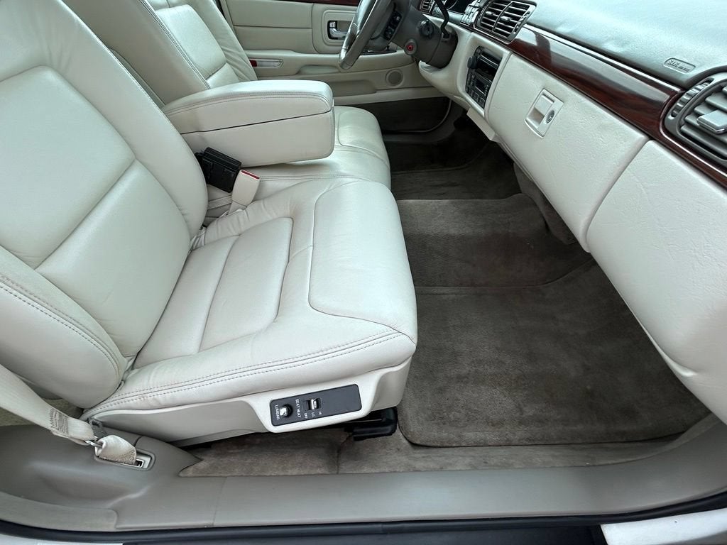 1999 Cadillac Deville Standard