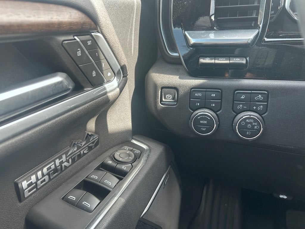 2025 Chevrolet Silverado 1500 High Country