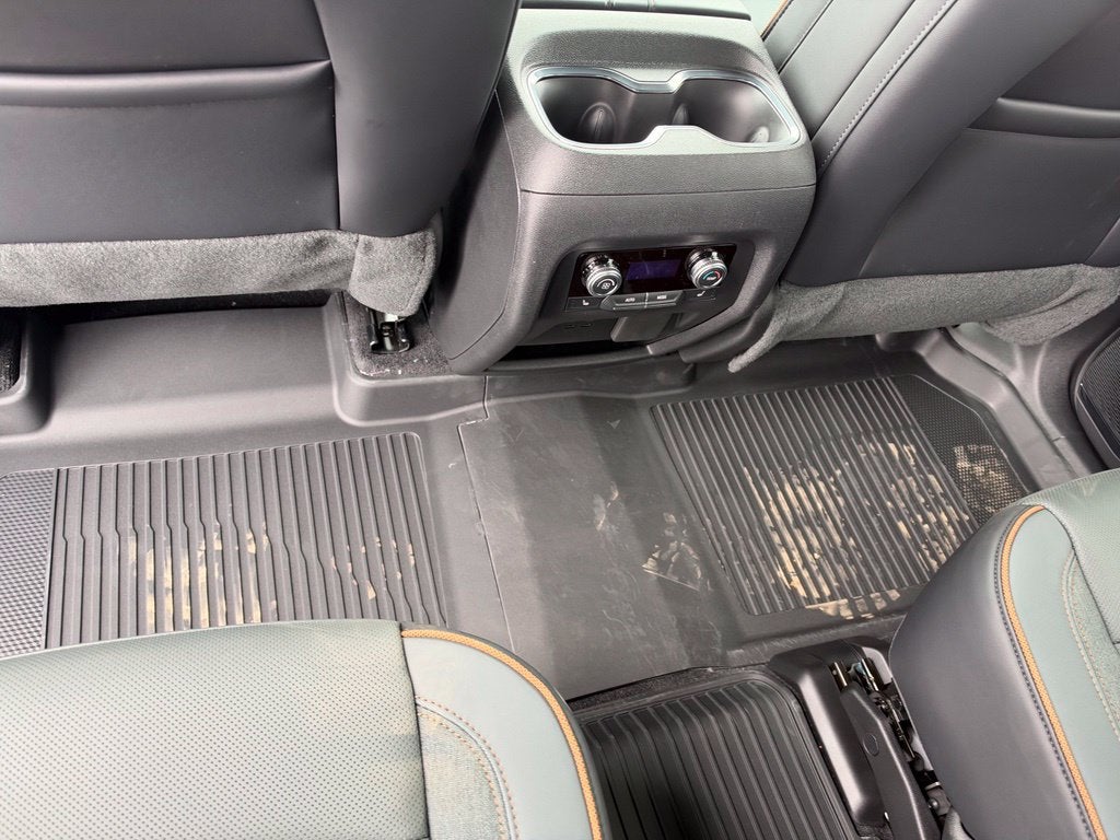 2027 GMC Acadia AT4 - Photo 37