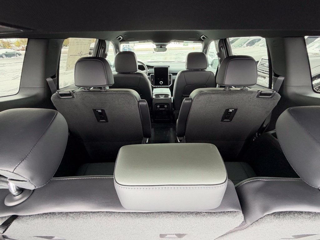 2027 GMC Acadia AT4 - Photo 38