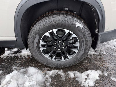 2027 GMC Acadia AT4