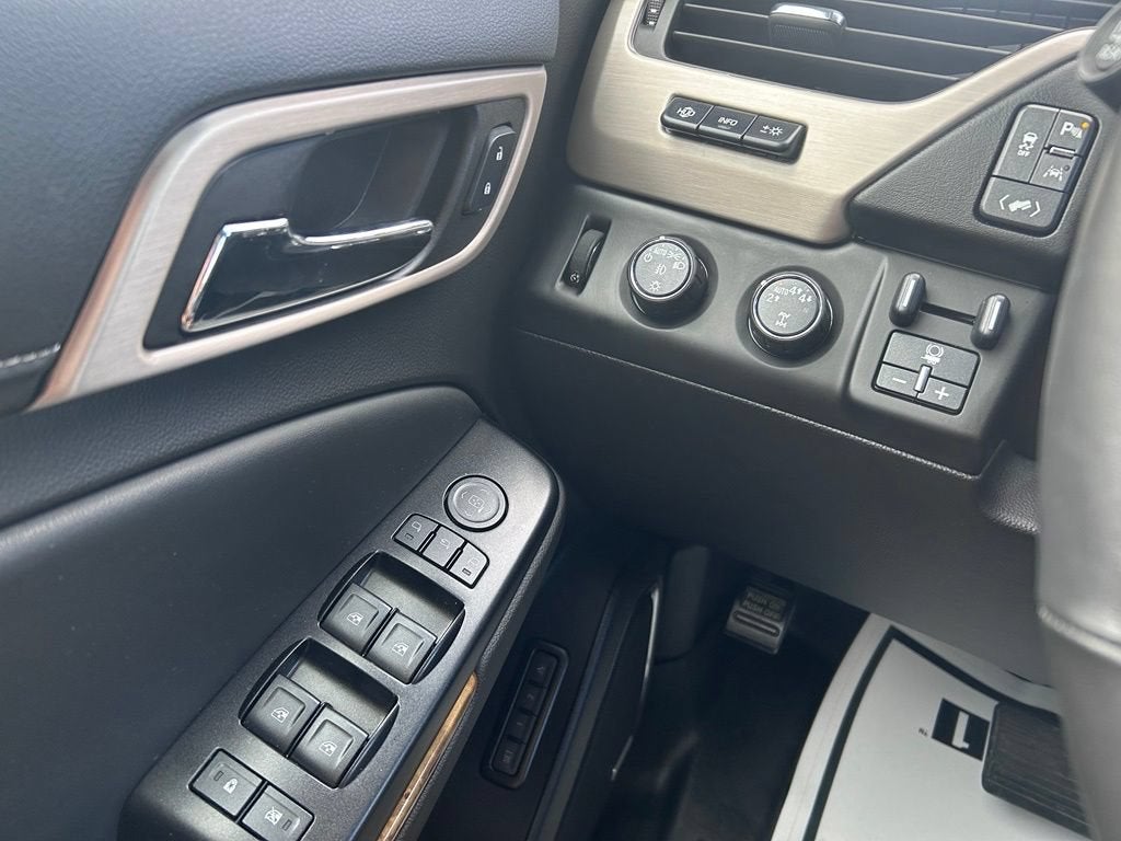 2017 GMC Yukon XL Denali
