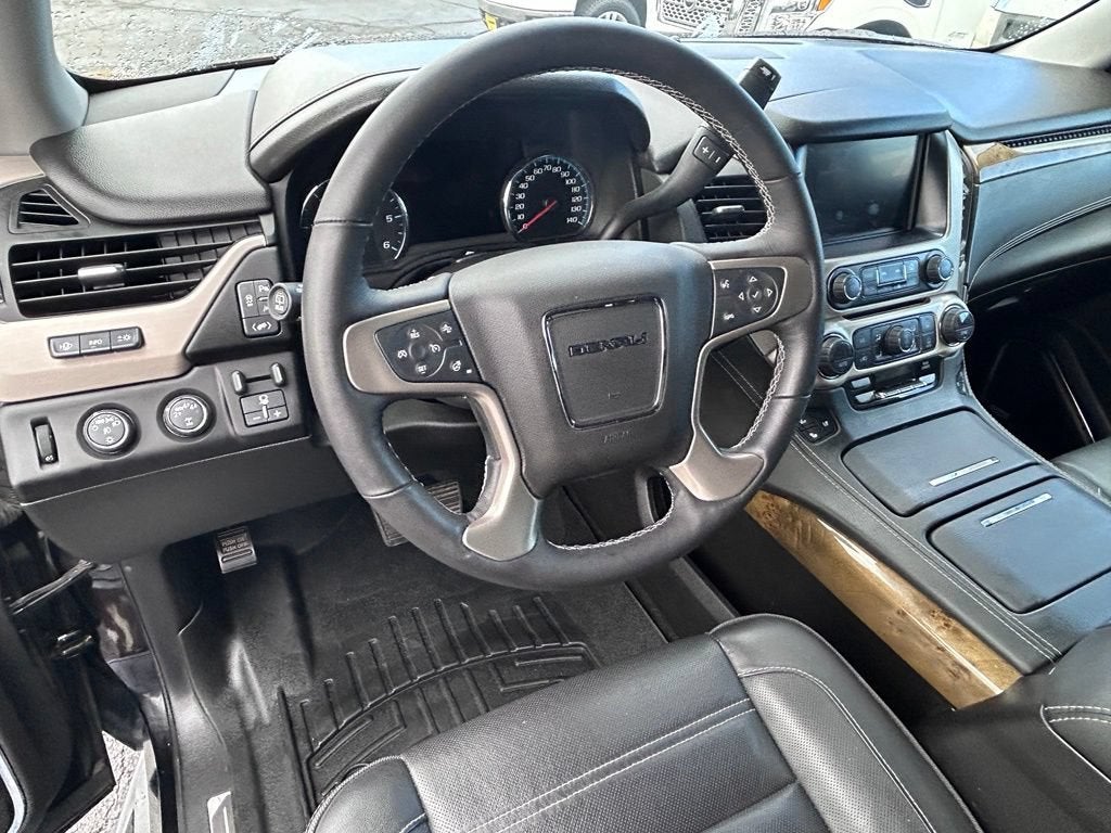 2017 GMC Yukon XL Denali