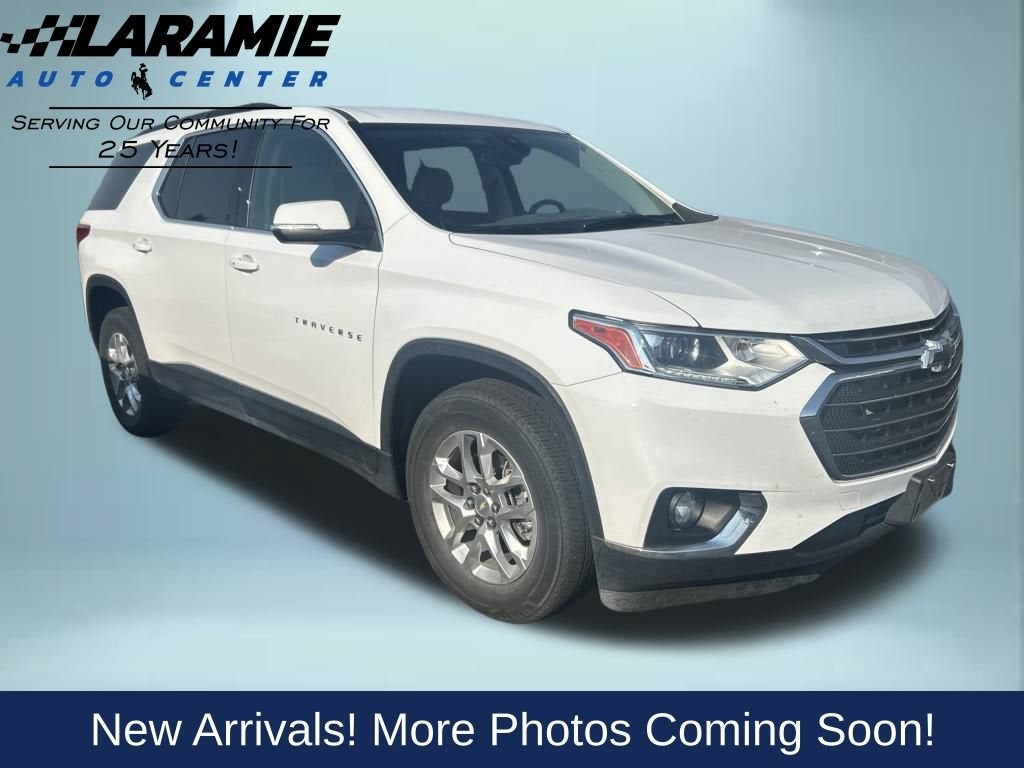 2021 Chevrolet Traverse LT Leather