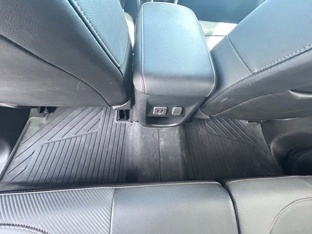 2022 GMC Canyon AT4 - Leather