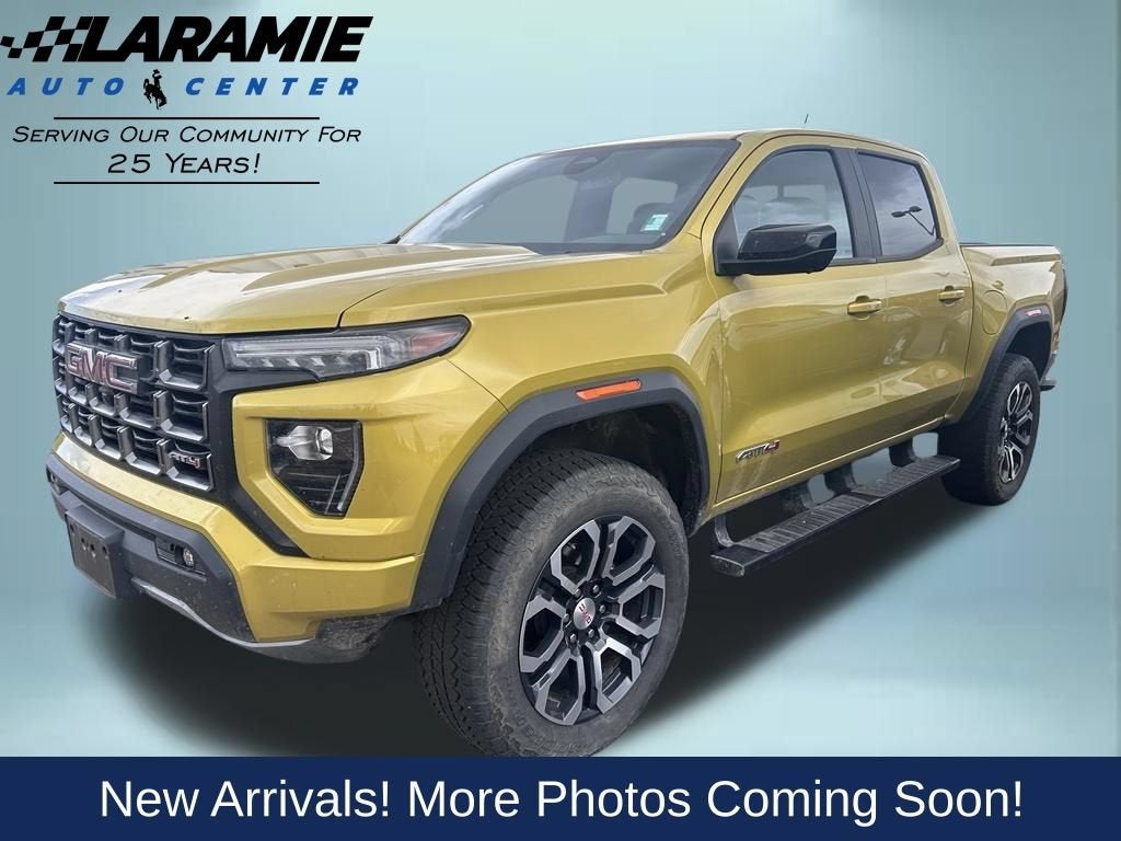 2023 GMC Canyon 4WD AT4