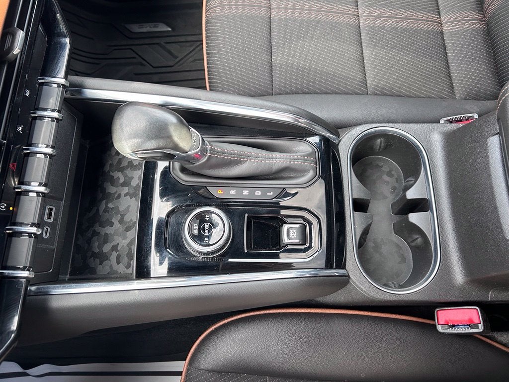 2023 GMC Canyon 4WD AT4