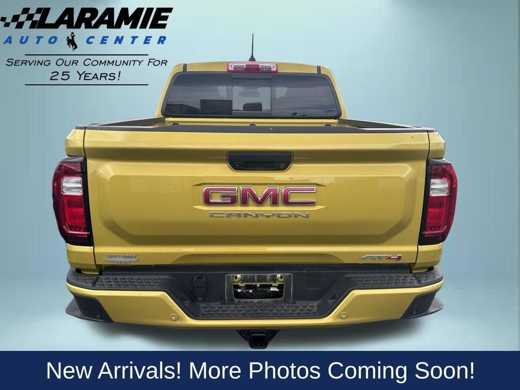 2023 GMC Canyon 4WD AT4