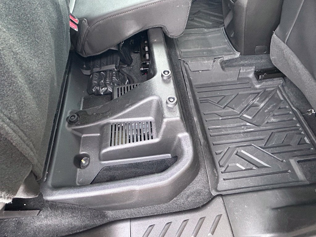 2023 GMC Canyon 4WD AT4