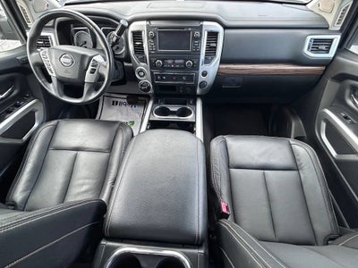 2017 Nissan TITAN SL