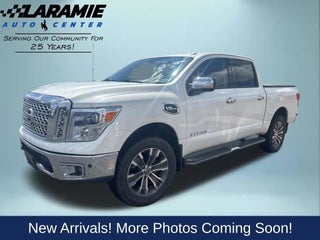 2017 Nissan TITAN SL