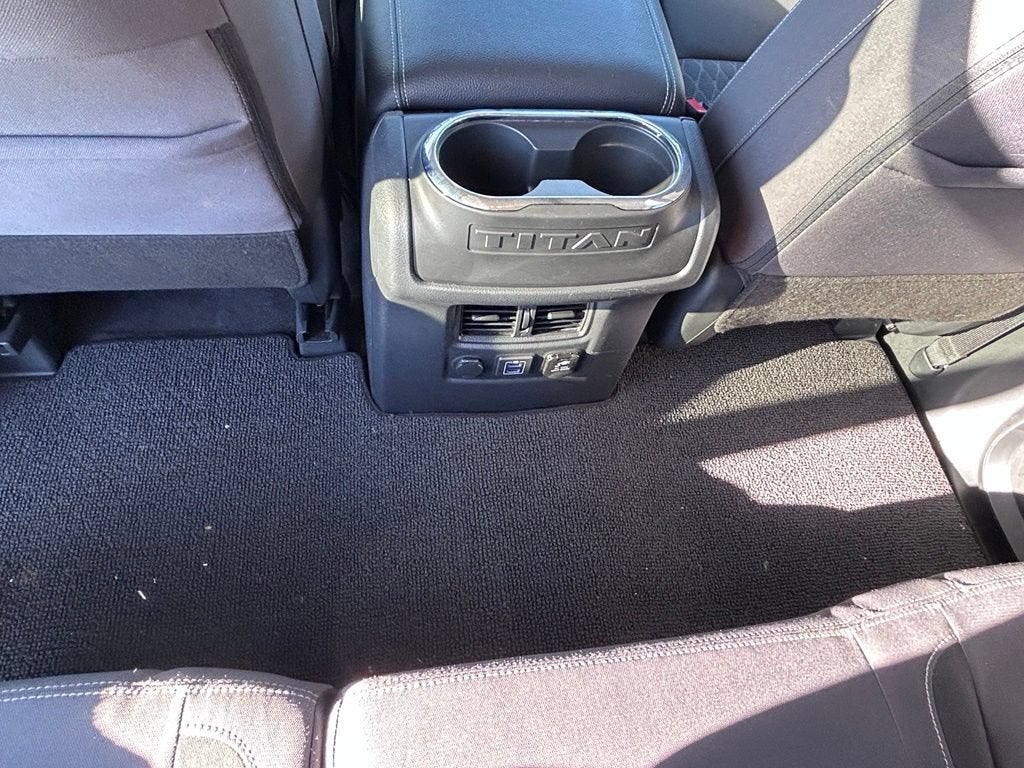 2023 Nissan TITAN Crew Cab SV 4x4