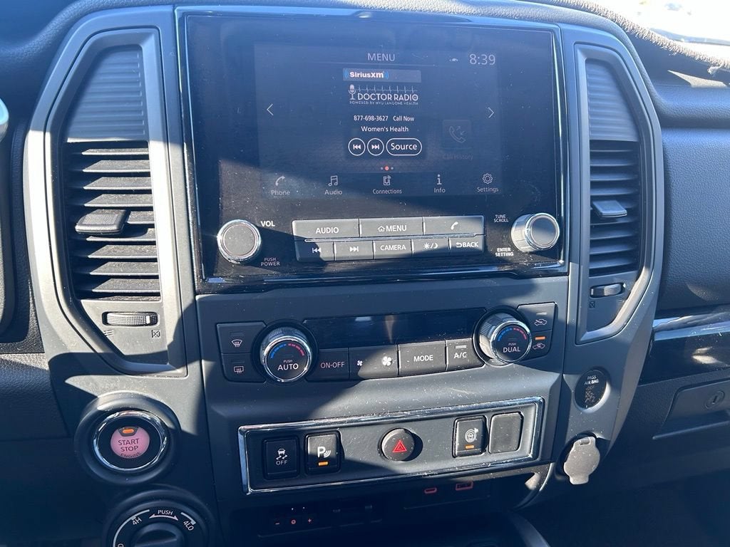 2023 Nissan TITAN Crew Cab SV 4x4