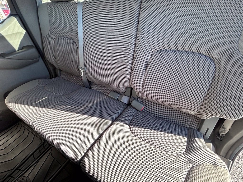 2012 Nissan Frontier SV