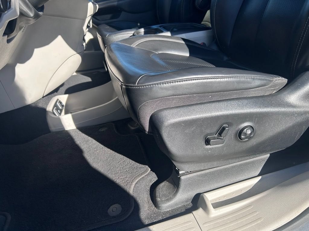 2020 Chrysler Voyager LXI