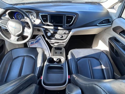 2020 Chrysler Voyager LXI