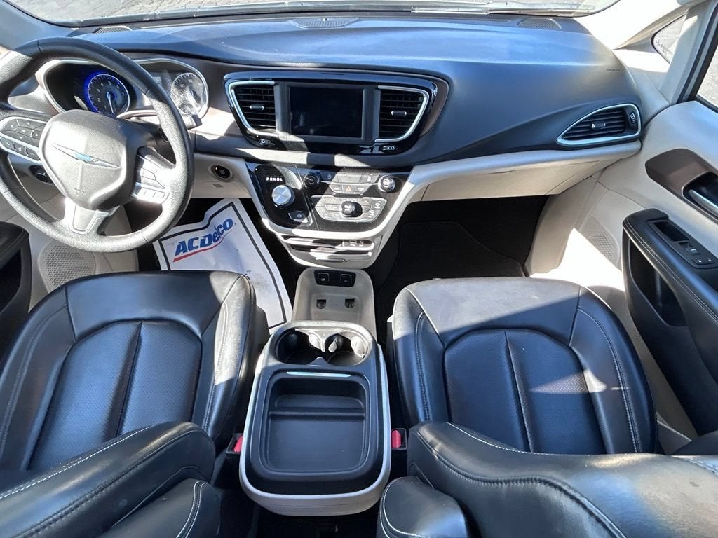 2020 Chrysler Voyager LXI