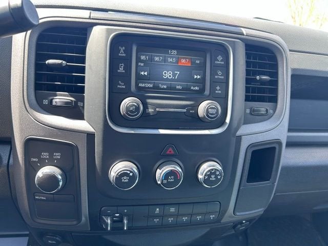2018 RAM 2500 Tradesman Crew Cab 4x4 8' Box