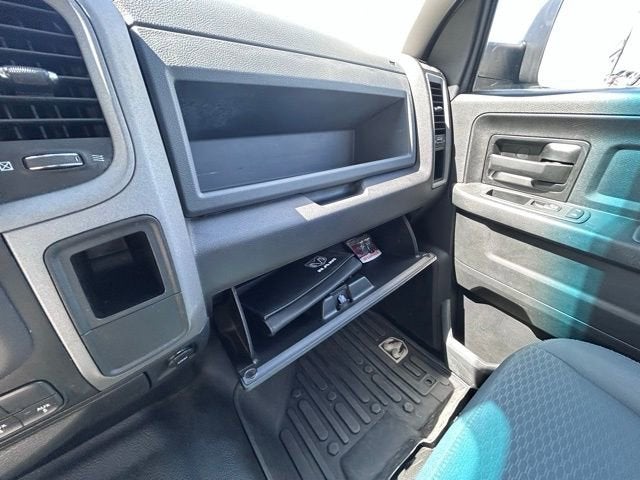 2018 RAM 2500 Tradesman Crew Cab 4x4 8' Box
