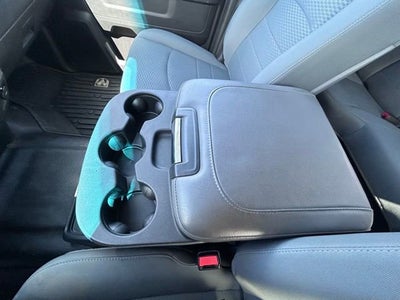 2018 RAM 2500 Tradesman Crew Cab 4x4 8' Box