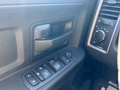 2018 RAM 2500 Tradesman Crew Cab 4x4 8' Box