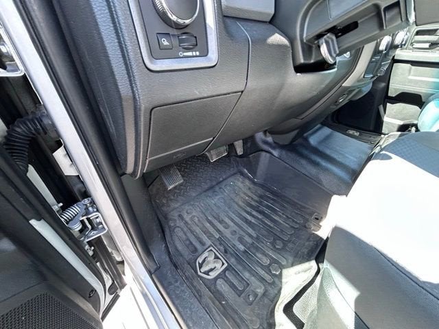 2018 RAM 2500 Tradesman Crew Cab 4x4 8' Box