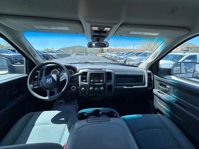 2018 RAM 2500 Tradesman Crew Cab 4x4 8' Box