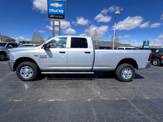 2018 RAM 2500 Tradesman Crew Cab 4x4 8' Box