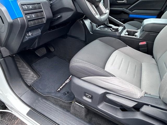 2025 Toyota Tacoma 4WD SR