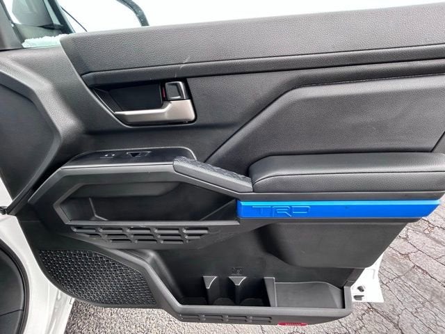 2025 Toyota Tacoma 4WD SR