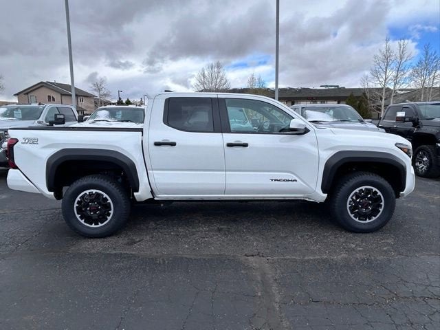 2025 Toyota Tacoma 4WD SR