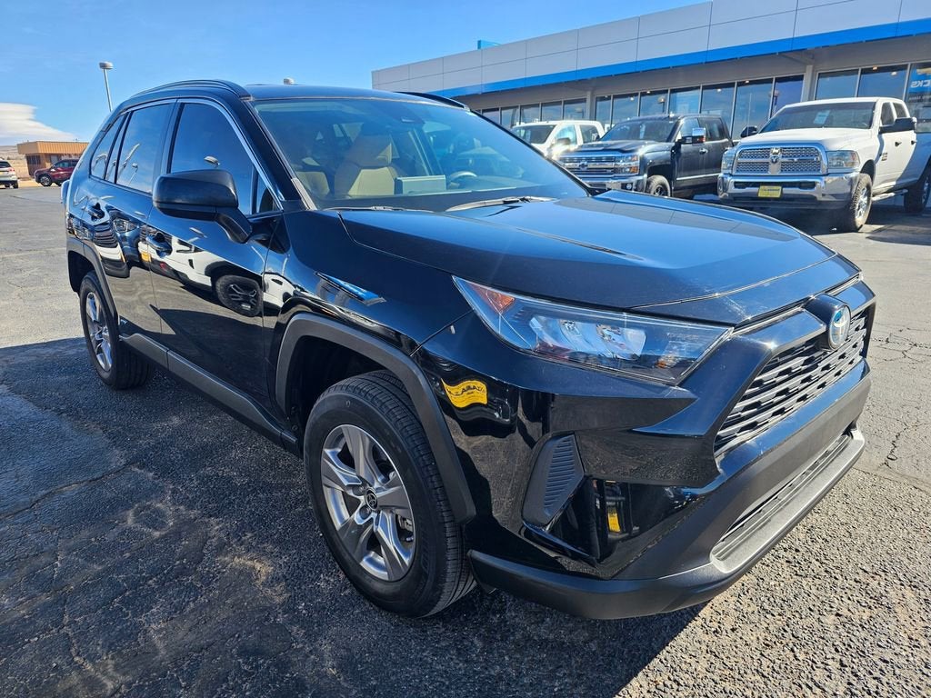 2022 Toyota RAV4 Hybrid LE