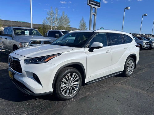 2024 Toyota Highlander Hybrid Platinum