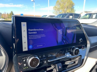 2024 Toyota Highlander Hybrid Platinum