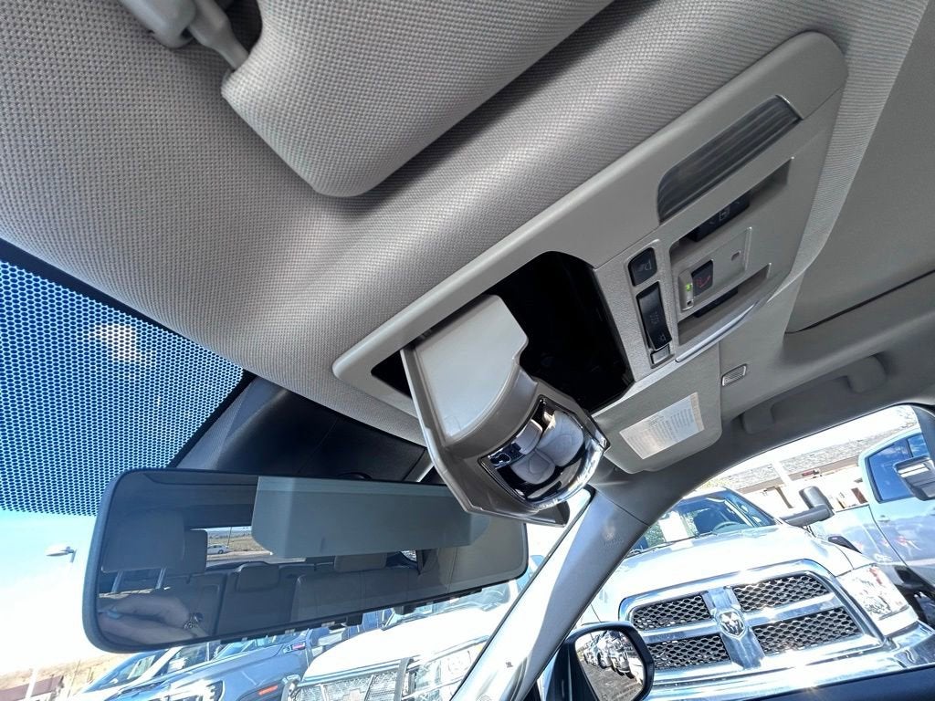 2024 Toyota Highlander Hybrid Platinum