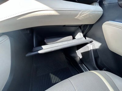 2024 Toyota Highlander Hybrid Platinum