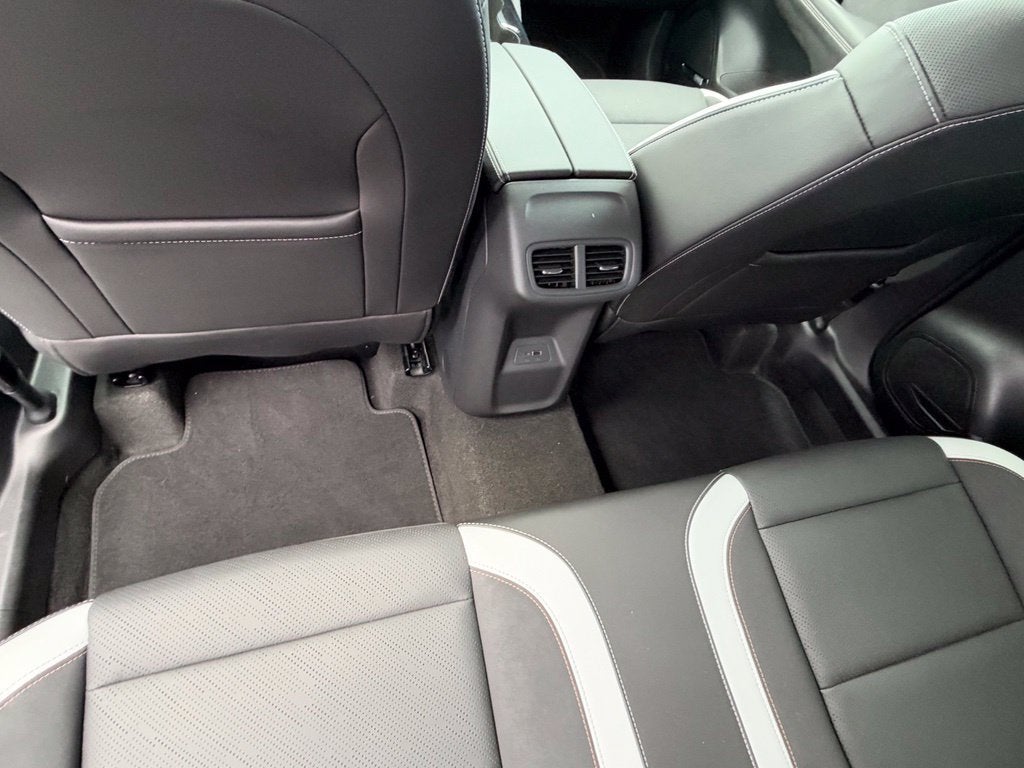 2025 Buick Envision Sport Touring - Photo 33
